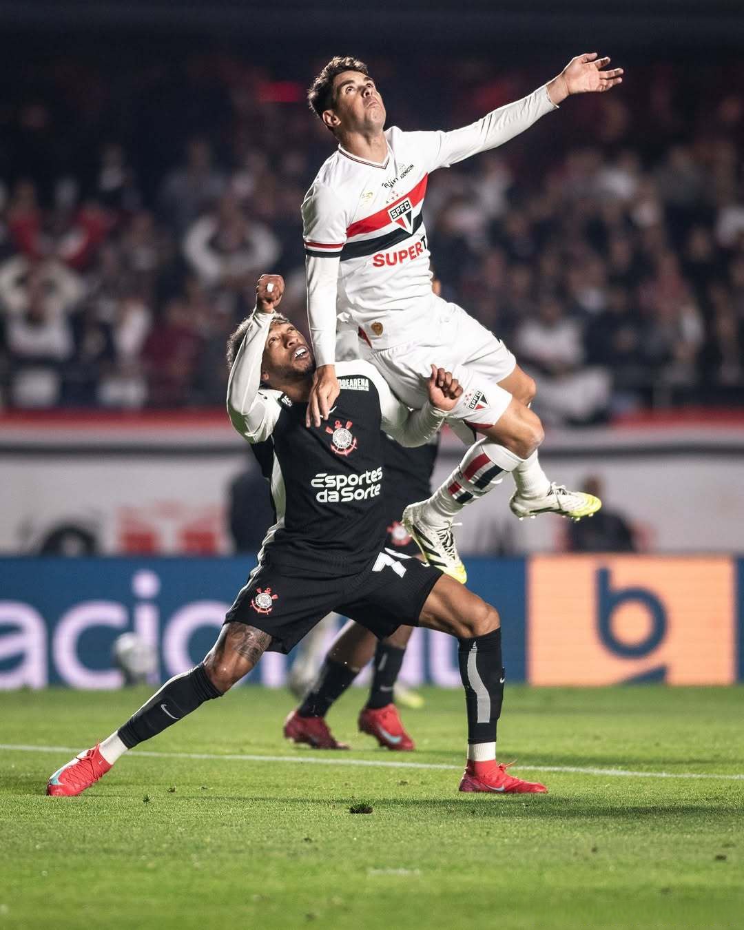 球员遭遇伤病后奋起直追,助球队成功逆袭的简单介绍 球员遭遇伤病后奋起直追,助球队成功逆袭的简单介绍