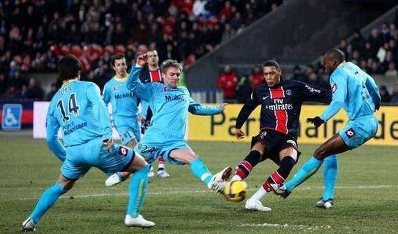 南特不敌强敌，陷入连败危机的简单介绍