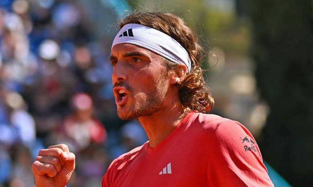 意大利网球队逆转世界网球队，西西帕斯关键制胜