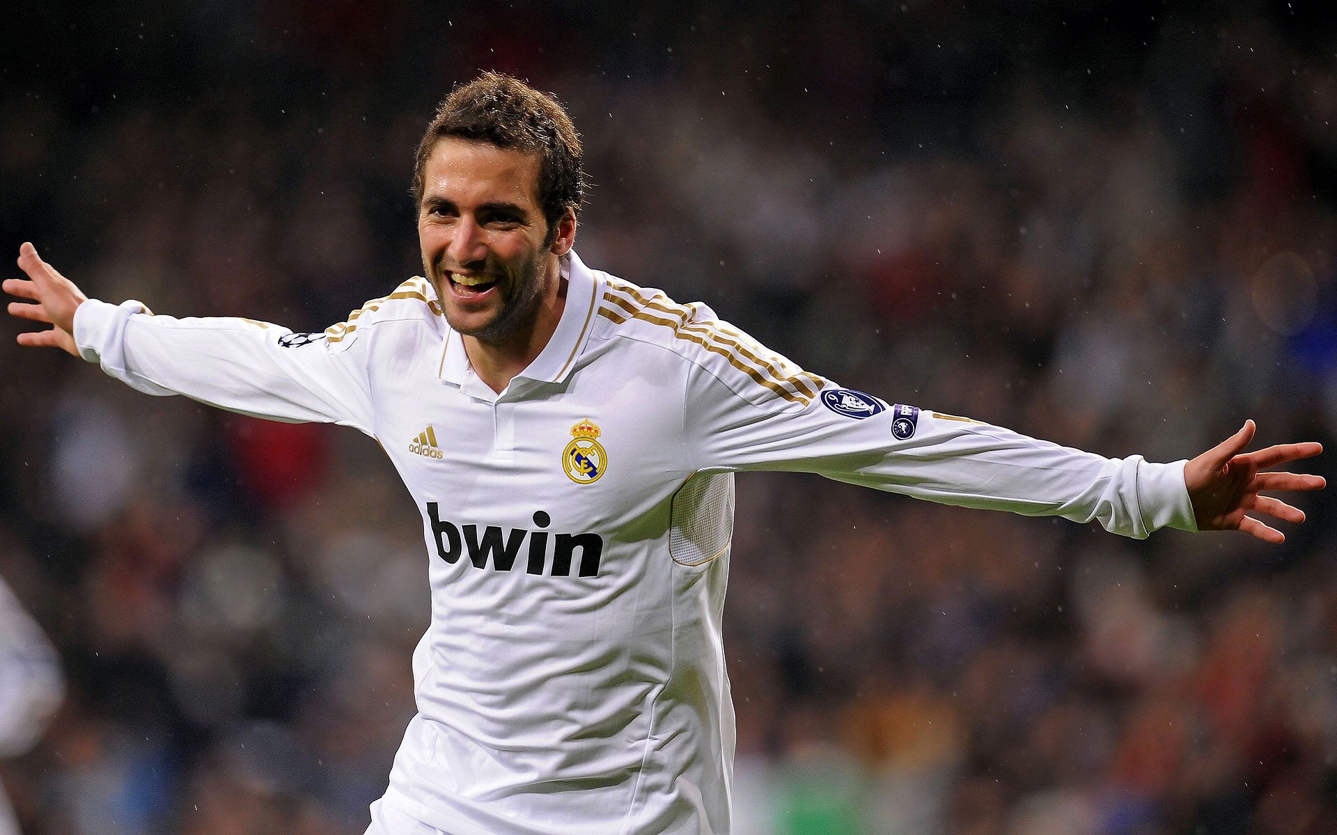 开云体育官网-F1新赛季揭幕战之夜，马克西全程高能输出