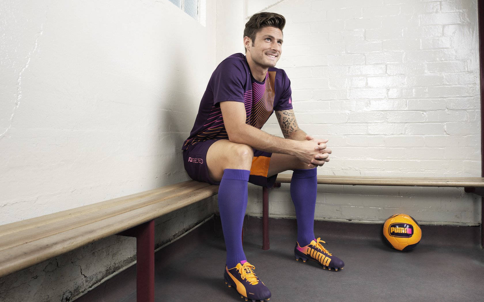 奥斯梅恩风暴席卷温布利，2026世界杯F组焦点战，英格兰何以沦为背景板？